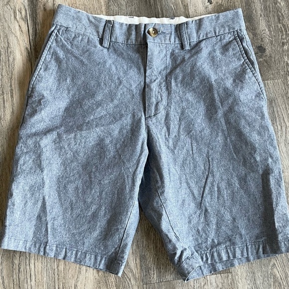 Old Navy Men’s Shorts, size 30 - Picture 1 of 3